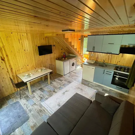 Ferienhaus Jakuzi Olanagi Sunan Rahat Bir Kir Evi Avohomes